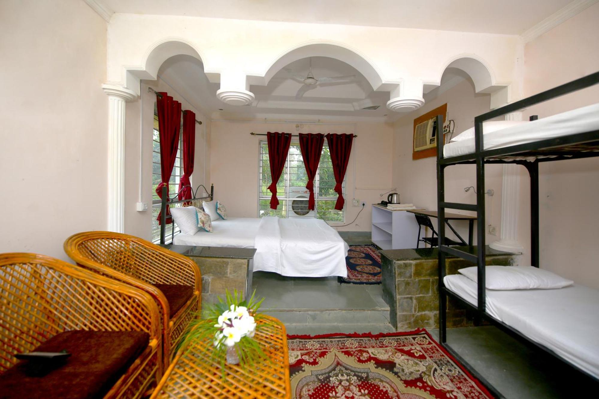 Tribal Wood Resort Dhanwār Eksteriør bilde